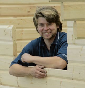 Stuga byggsats: Väggen verkar ostadig Stuga byggsats: Väggen verkar ostadig